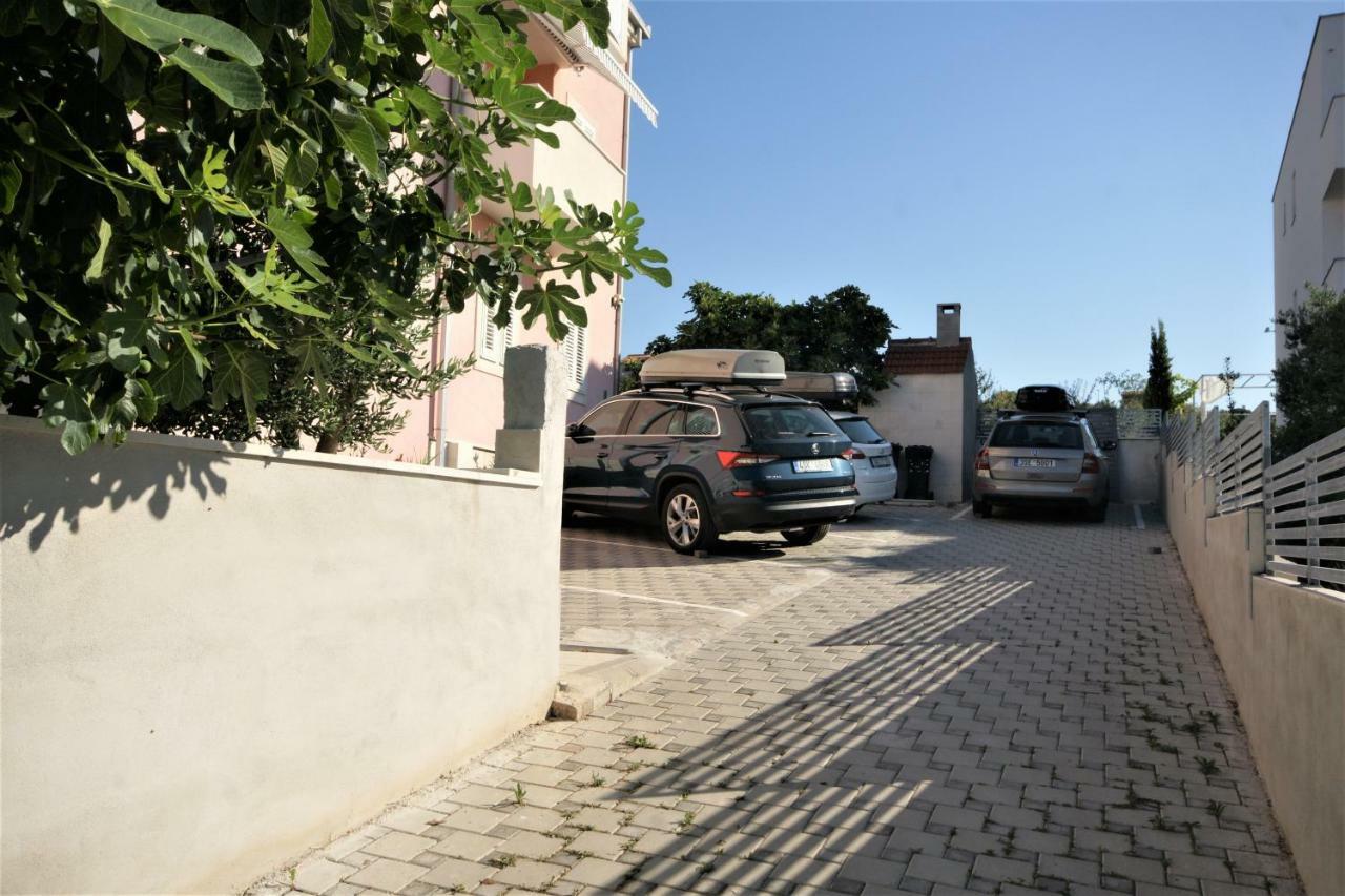 Apartments Villa Rosina Rogoznica  Exteriör bild